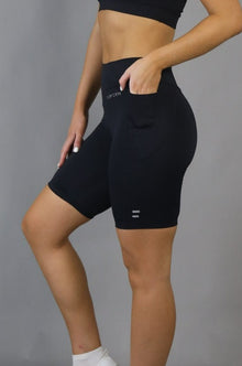  Runfaster Perform Black Mid Waist Long Shorts